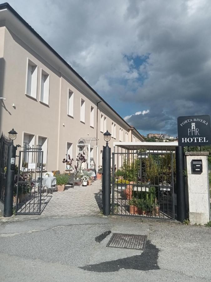 Hotel Porta Rivera ラクイラ エクステリア 写真