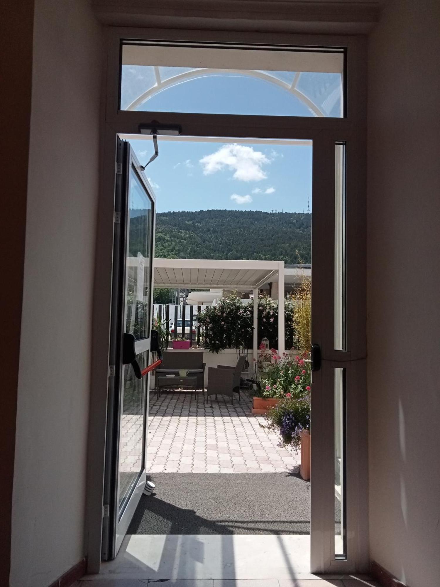 Hotel Porta Rivera ラクイラ エクステリア 写真